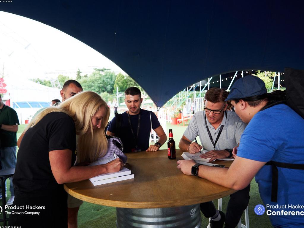 គន្លឹះ និងយុទ្ធសាស្ត្រ សម្រាប់ការអភិវឌ្ឍន៍ជោគជ័យ